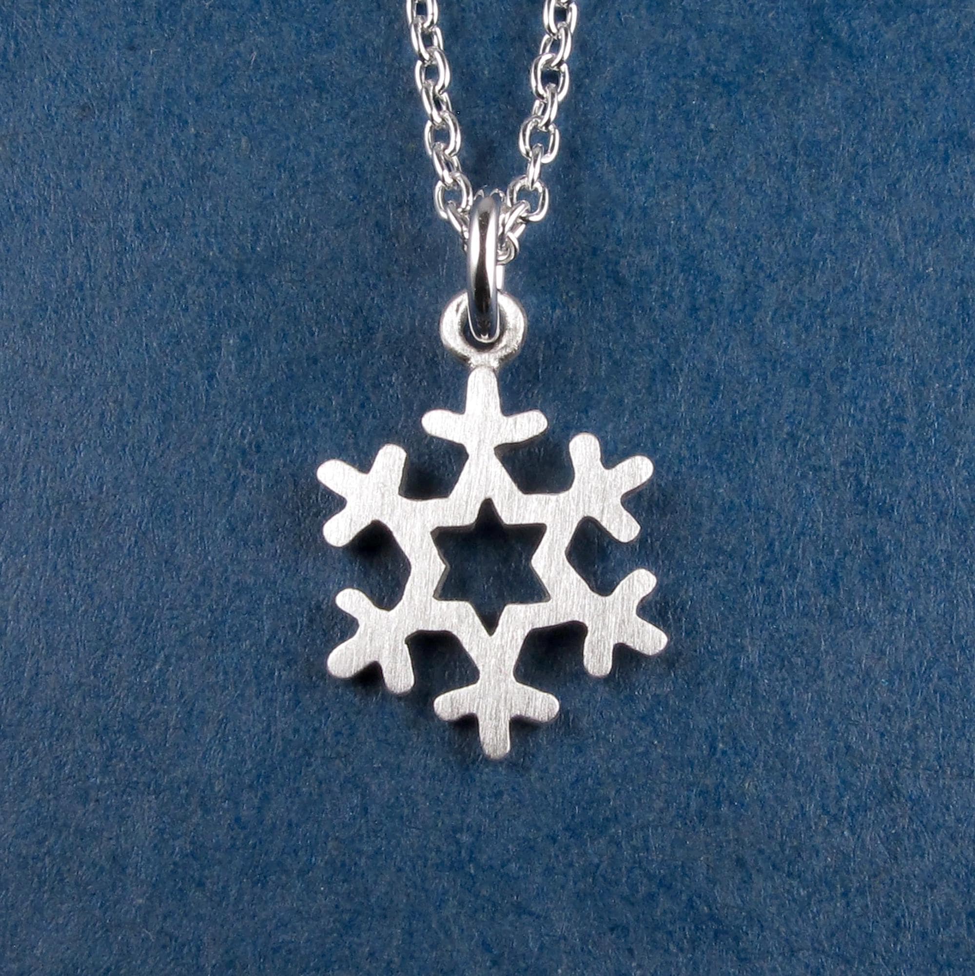 Snowflake Pendant Necklace - Silver Plated